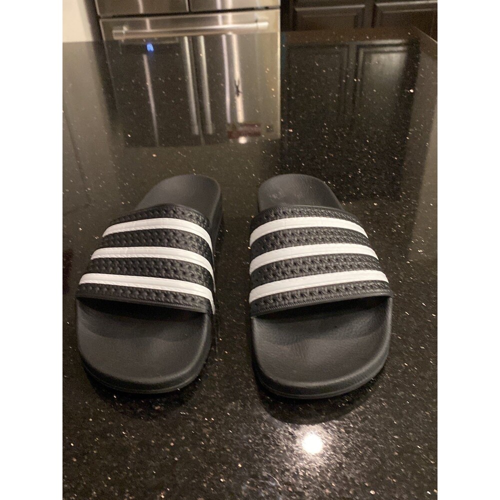 Adidas Adilette Slide Sandals Size 11 Men’s